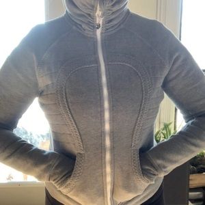 Lulu lemon scuba zip up perfect shape